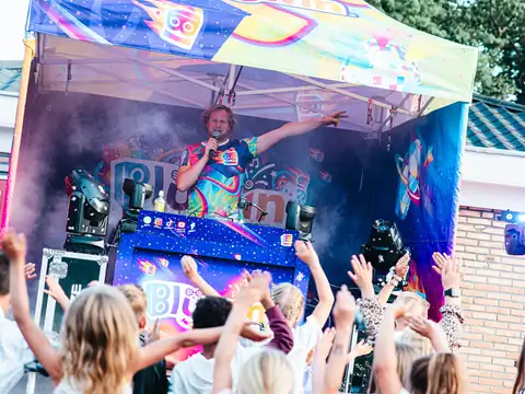 Complete disco