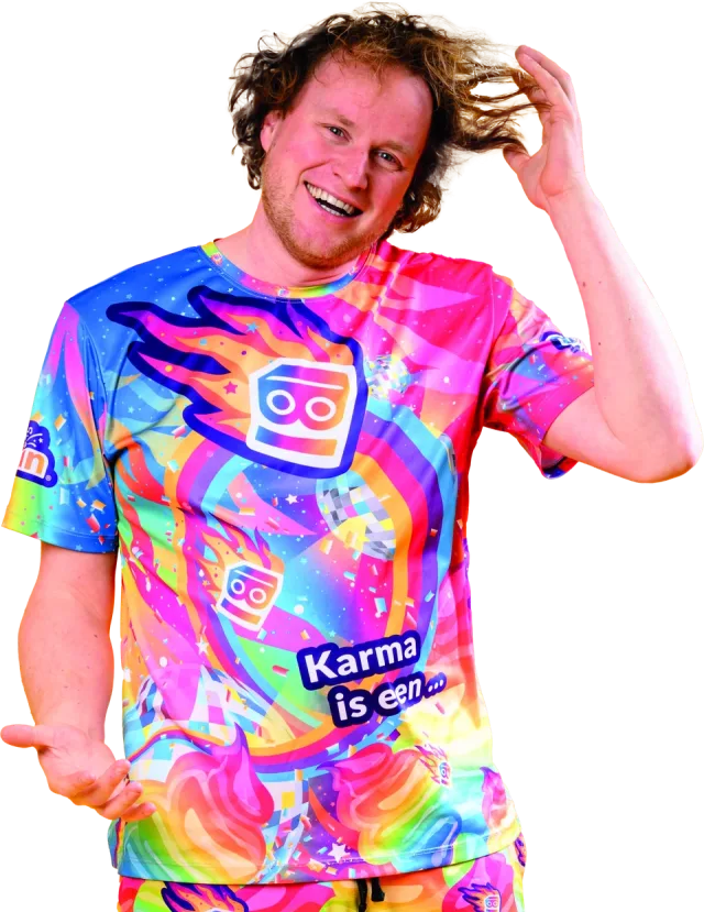 Kinder-DJ Blijwin® in zijn kleurrijke showshirt